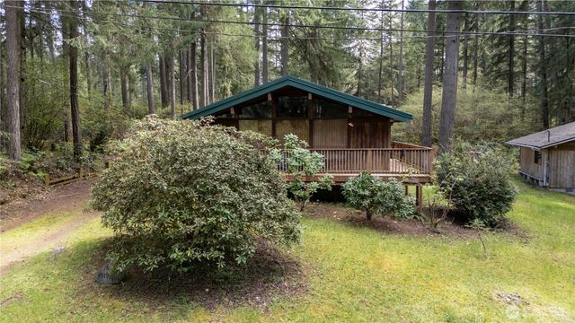 11910 Island Drive, Anderson Island, WA 98303