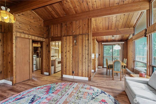 11910 Island Drive, Anderson Island, WA 98303