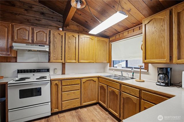 11910 Island Drive, Anderson Island, WA 98303
