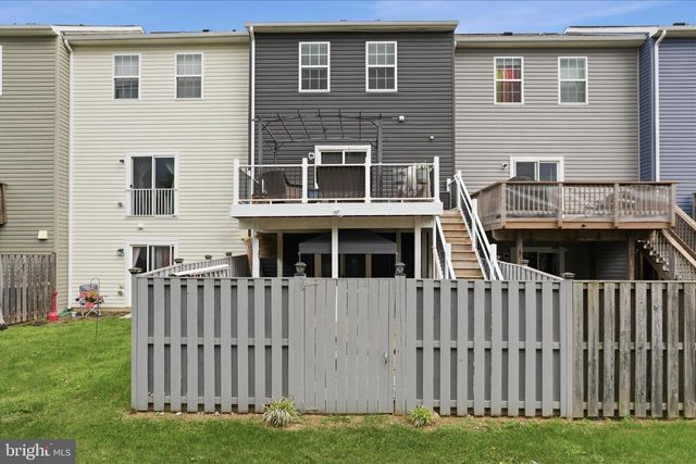 185 MAGELLAN DR, Martinsburg, WV 25404