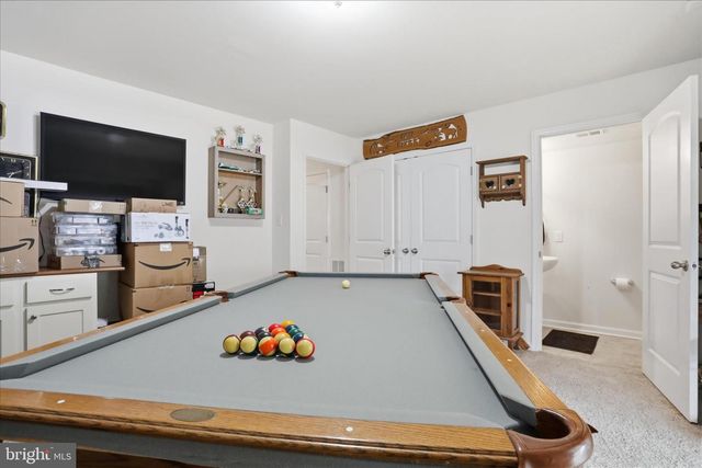 185 MAGELLAN DR, Martinsburg, WV 25404
