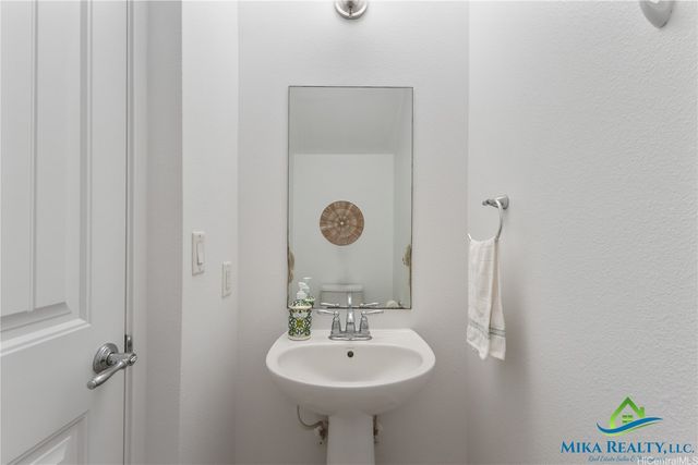 1020 Kakala Street 1505, Kapolei, HI 96707