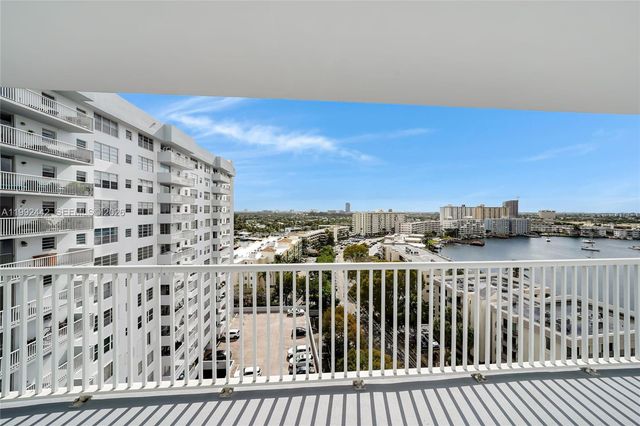 137 Golden Isles Dr 1214, Hallandale Beach, FL 33009