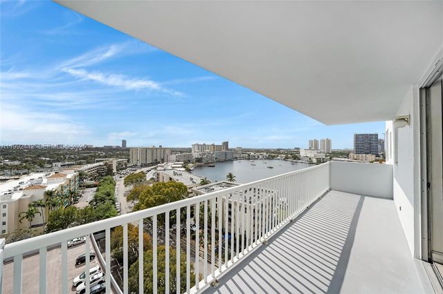 137 Golden Isles Dr 1214, Hallandale Beach, FL 33009