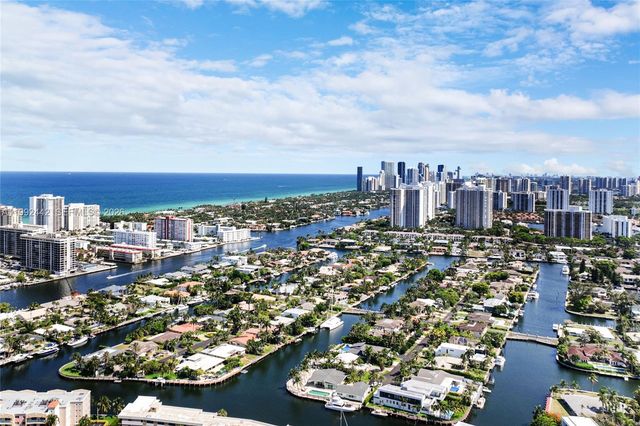 137 Golden Isles Dr 1214, Hallandale Beach, FL 33009