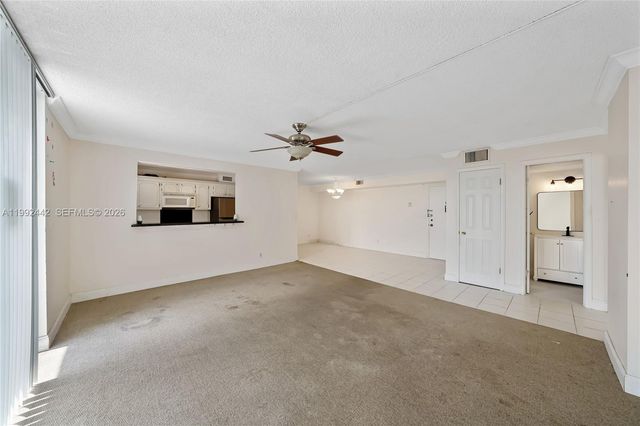 137 Golden Isles Dr 1214, Hallandale Beach, FL 33009