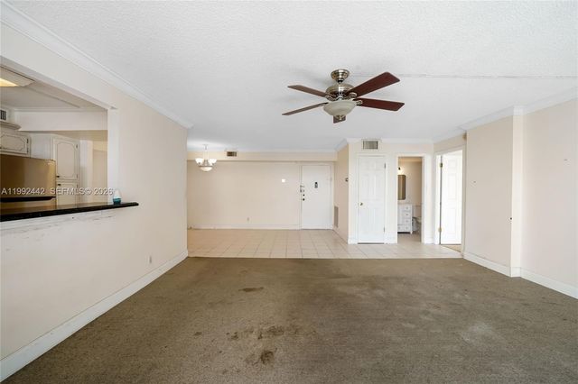 137 Golden Isles Dr 1214, Hallandale Beach, FL 33009