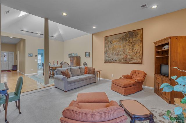 51 Hidden Ridge Drive, Syosset, NY 11791