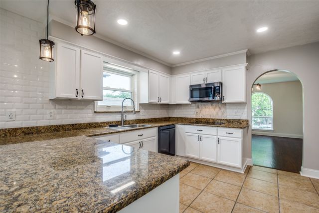 7617 Quail Ridge Street, Fort Worth, TX 76179