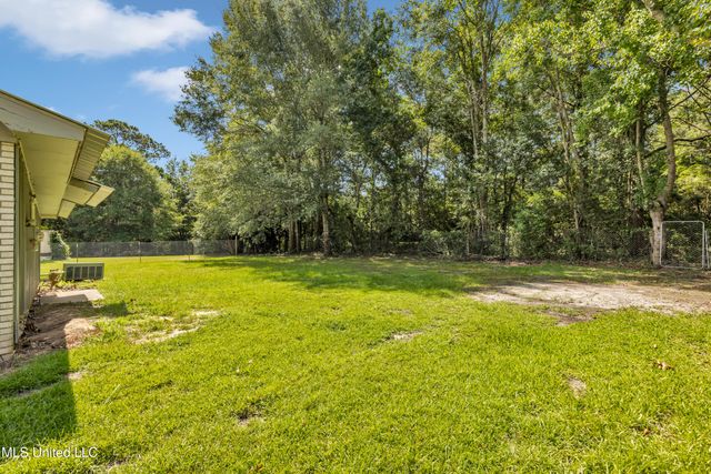 2001 S Haven Drive, Gautier, MS 39553