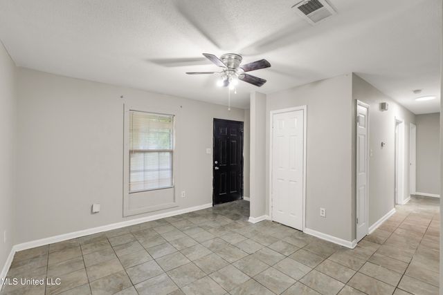 2001 S Haven Drive, Gautier, MS 39553