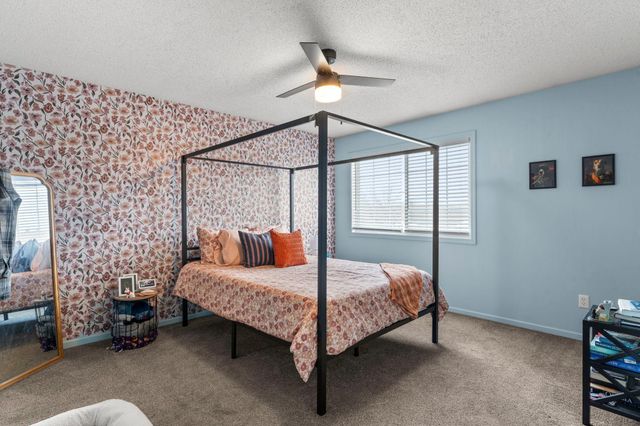 6292 158th Street W 66, Apple Valley, MN 55124