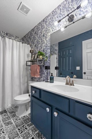 6292 158th Street W 66, Apple Valley, MN 55124