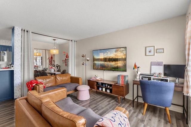 6292 158th Street W 66, Apple Valley, MN 55124