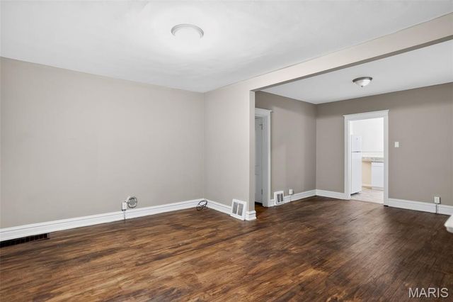 7611 Rosedale Drive, St Louis, MO 63121