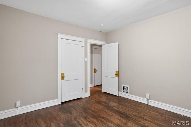 7611 Rosedale Drive, St Louis, MO 63121