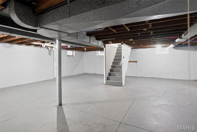 7611 Rosedale Drive, St Louis, MO 63121