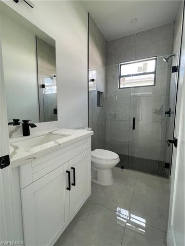 3611 34th ST SW, Lehigh Acres, FL 33976