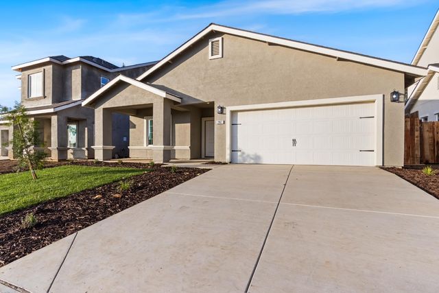 2967 Capella Dr, Merced, CA 95341