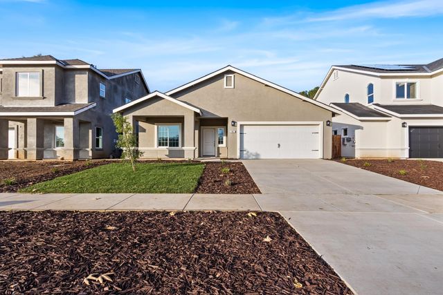 2967 Capella Dr, Merced, CA 95341