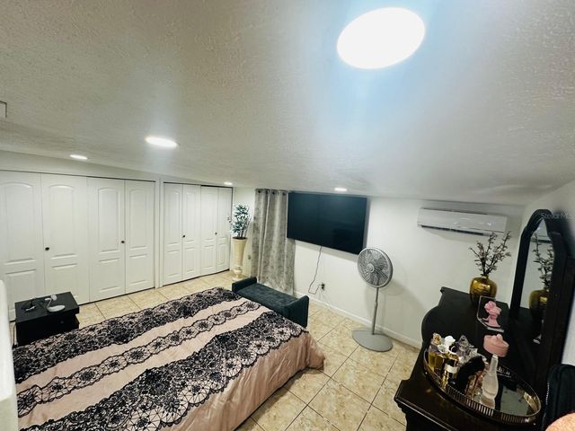 16004 SADDLE CREEK DRIVE, Tampa, FL 33618