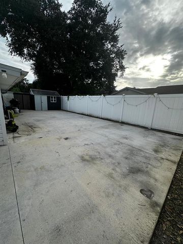 16004 SADDLE CREEK DRIVE, Tampa, FL 33618