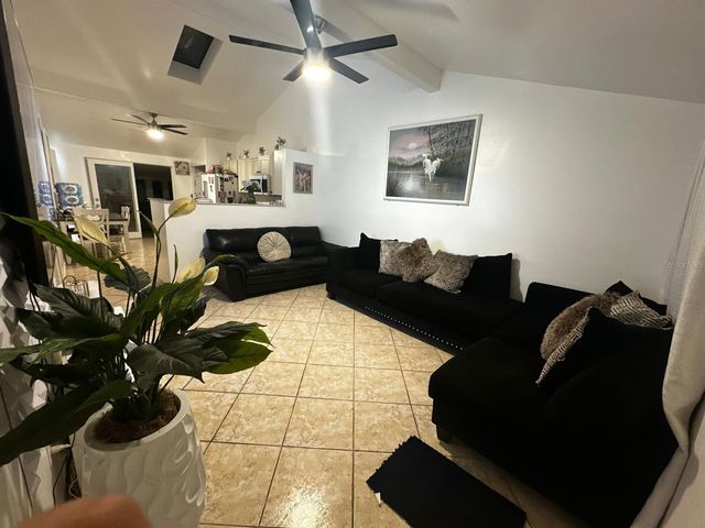 16004 SADDLE CREEK DRIVE, Tampa, FL 33618