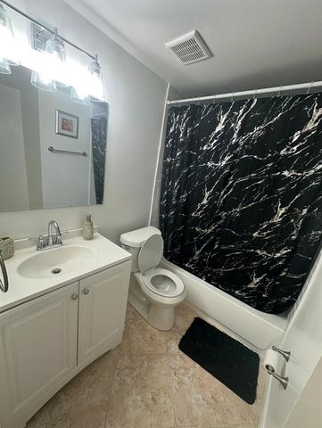 16004 SADDLE CREEK DRIVE, Tampa, FL 33618