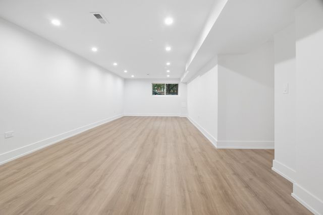 4437 N Marmora Avenue, Chicago, IL 60630