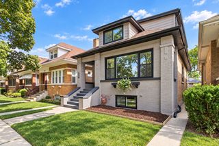 4437 N Marmora Avenue, Chicago, IL 60630