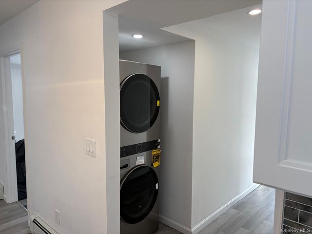 10 Dourland Road, Medford, NY 11763