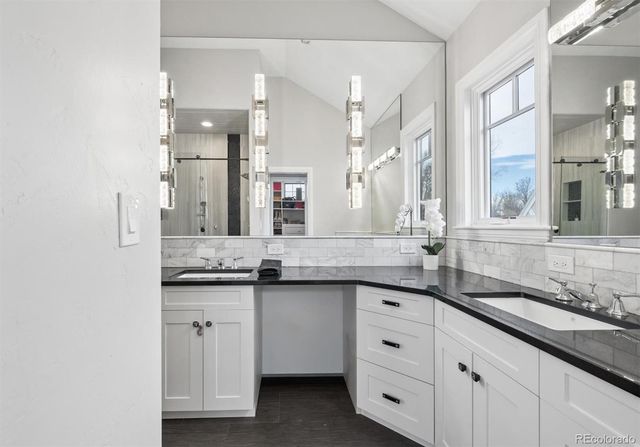 2700 Stuart Street, Denver, CO 80212