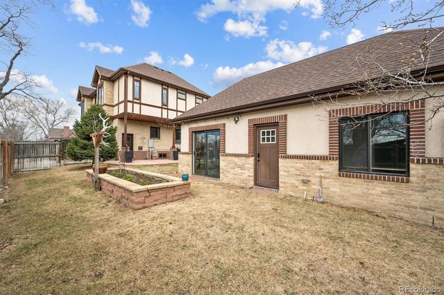 2700 Stuart Street, Denver, CO 80212