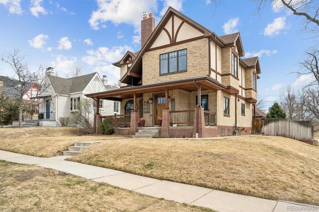 2700 Stuart Street, Denver, CO 80212