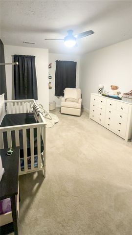 28 Remington Dr, Chartiers, PA 15301