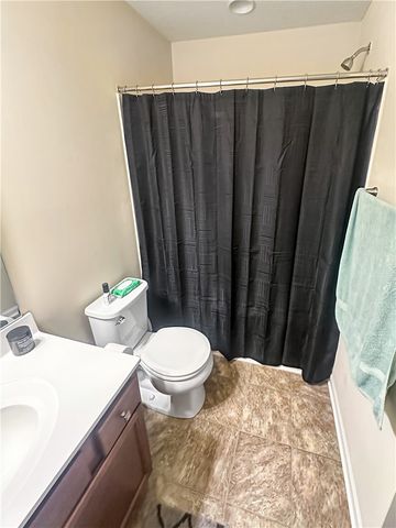 28 Remington Dr, Chartiers, PA 15301