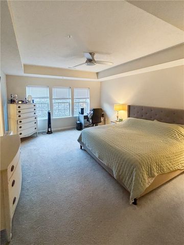 28 Remington Dr, Chartiers, PA 15301