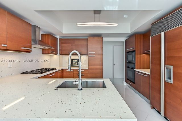 3535 S OCEAN DR 705, Hollywood, FL 33019