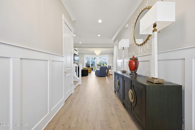 633 Bedminister Lane, Wilmington, NC 28405