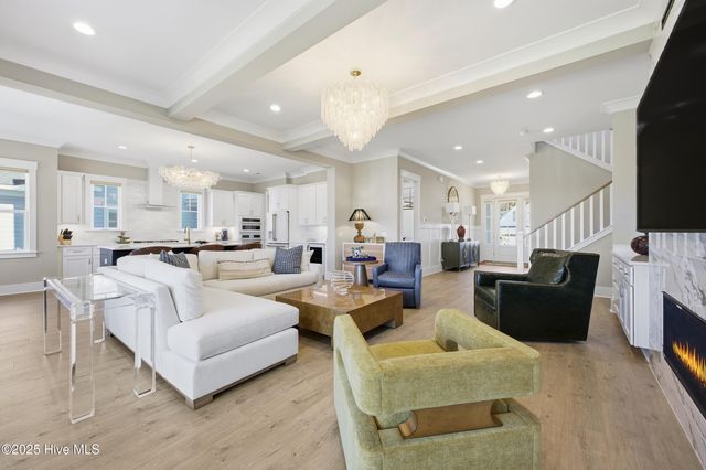 633 Bedminister Lane, Wilmington, NC 28405