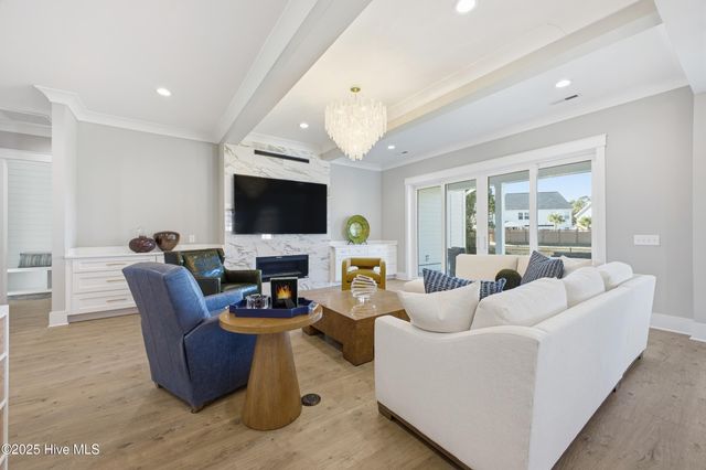 633 Bedminister Lane, Wilmington, NC 28405