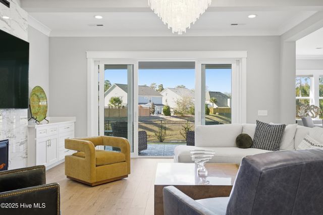 633 Bedminister Lane, Wilmington, NC 28405