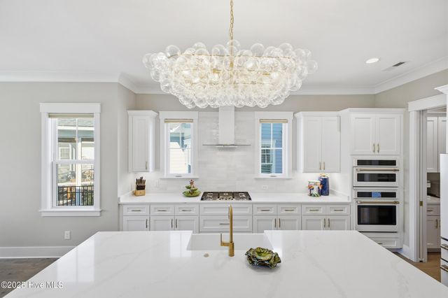 633 Bedminister Lane, Wilmington, NC 28405