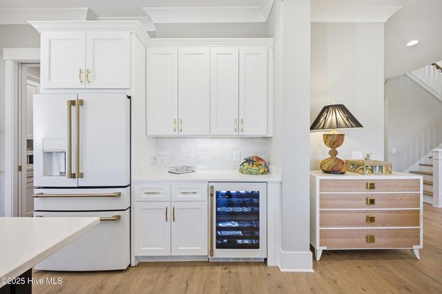 633 Bedminister Lane, Wilmington, NC 28405