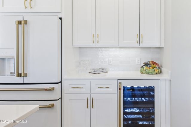 633 Bedminister Lane, Wilmington, NC 28405