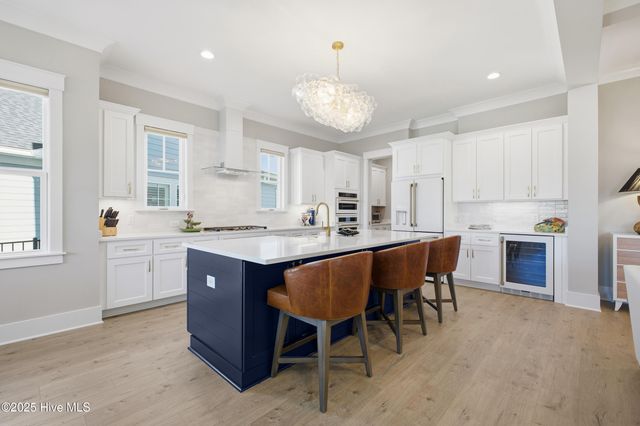 633 Bedminister Lane, Wilmington, NC 28405