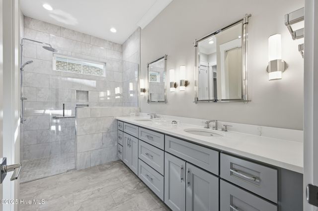 633 Bedminister Lane, Wilmington, NC 28405