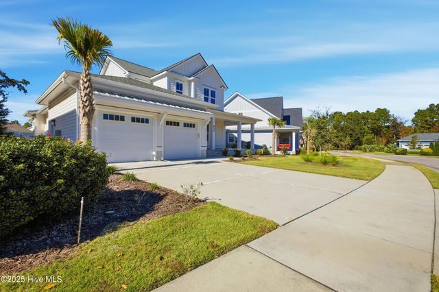 633 Bedminister Lane, Wilmington, NC 28405