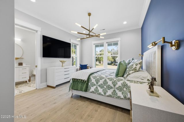 633 Bedminister Lane, Wilmington, NC 28405