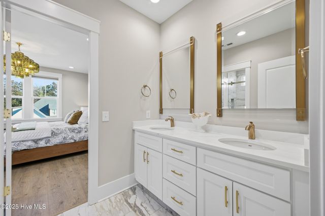 633 Bedminister Lane, Wilmington, NC 28405